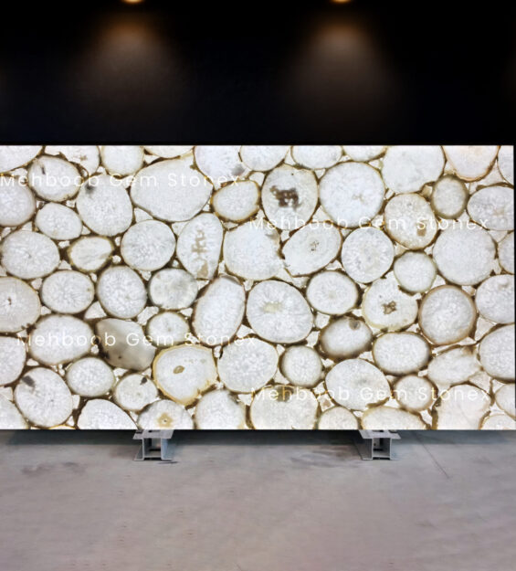 backlit-white-agate-slab_4eS7jV