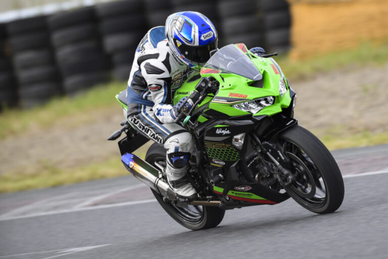 250km/h達成のZX-25Rターボ市販化目前! その乗り味はまるで2スト