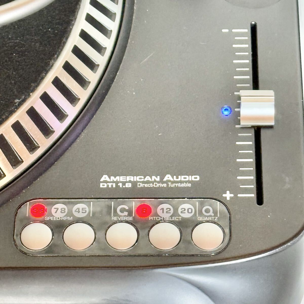 American Audio DTI 1.8 ダイレクトドライブターンテーブル American