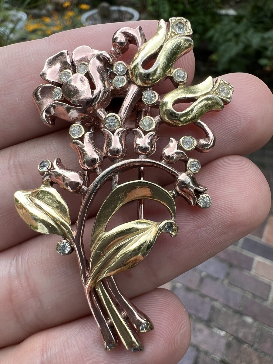 Rare Vintage Crown Trifari Alfred Philippe Rhinestone Flower Fur