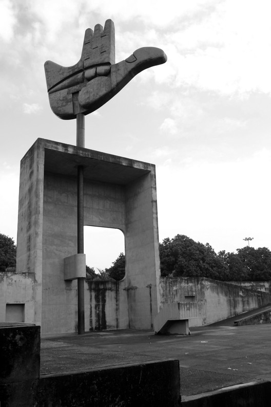 Gallery of Gallery: Tour Chandigarh Through the Lens of Fernanda