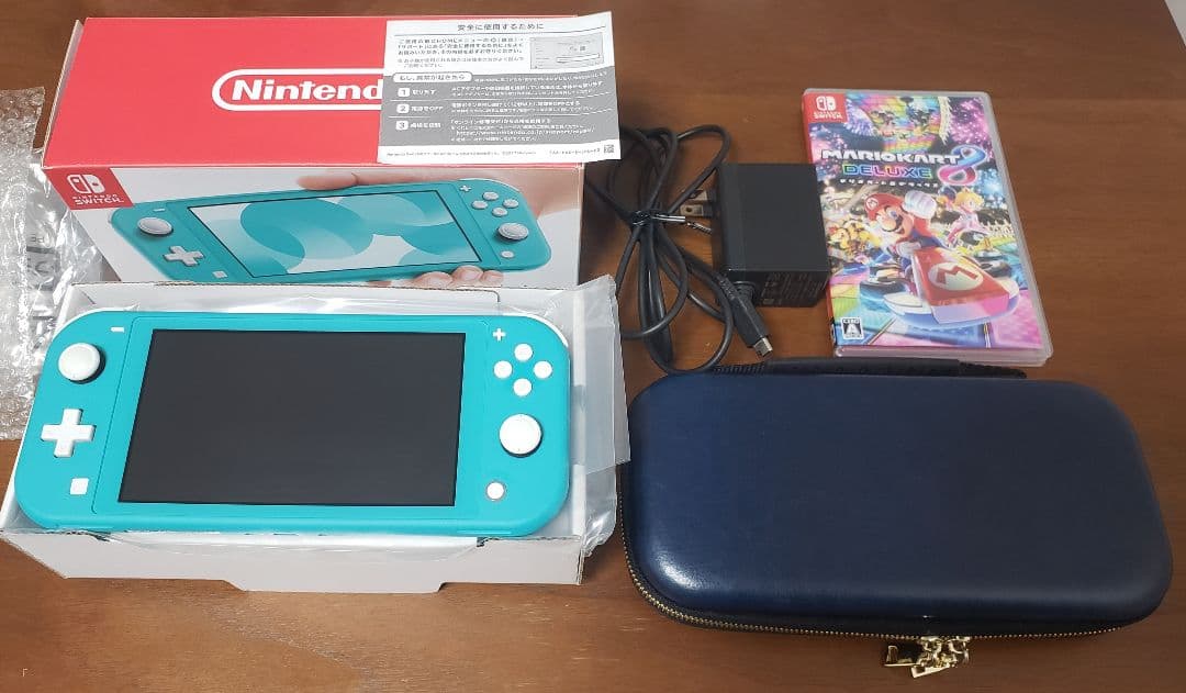 Nintendo Switch Lite ターコイズ 本体 + マリオカート8 Nintendo Switch Lite Gaming Console in Blue with Mario Kart 8