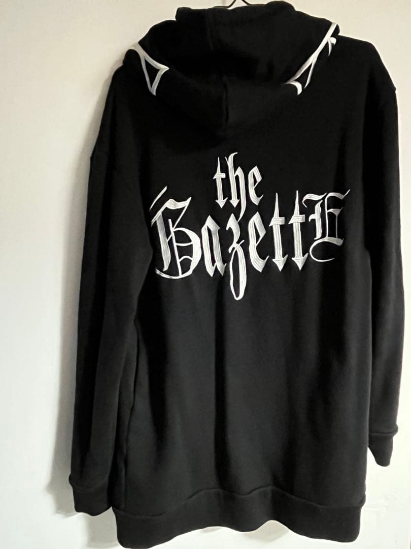 the GazettE ロゴパーカー 美品】ガゼット the GazettE パーカー 初期 ロゴ刺繍 完売商品 - メルカリ