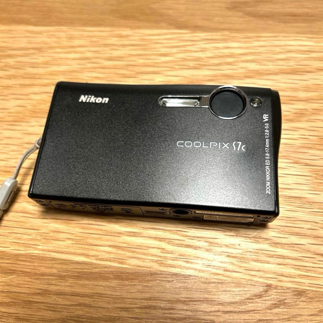 Nikon COOLPIX S7c コンパクトデジタルカメラ Nikon S7c Review - Imaging Resource